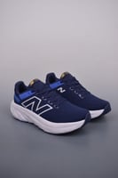 نيوبالانس 1080V13