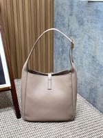 شنطة نسائية