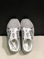 حذاء اون راننج on running cloudclipse