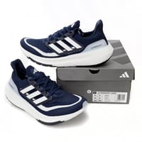 حذاء الترا بوست 23