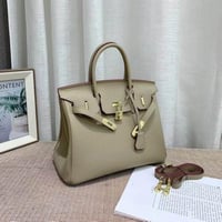 شنطة نسائية