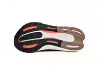 حذاء الترا بوست 23