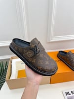 صندل لويس فيتون