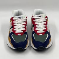 حذاء نيو بالانس