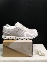 حذاء اون راننج on running cloud 5X