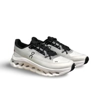 حذاء اون راننج on running cloud tilt