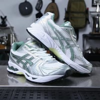 حذاء اسيكس Kayano 14