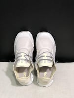 حذاء اون راننج on running cloud 5