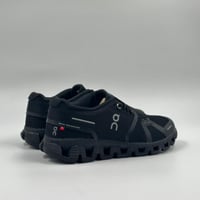 حذاء اون راننج كلاود on running