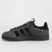 حذاء سنيكرز كامبوس