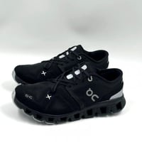 حذاء On Running Cloud