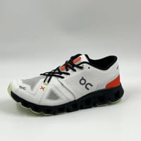 حذاء اون راننج كلاود