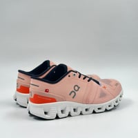 حذاء اون راننج كلاود on running