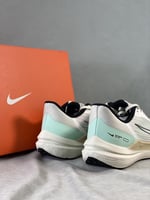 حذاء نايك Air zoom winflo 9