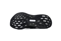 حذاء الترا بوست 5