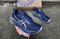 حذاء اسيكس novablast 4