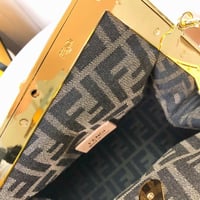 شنطة نسائية