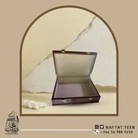صندوق خشبي مصقول لامع لون بني (فارغ)
