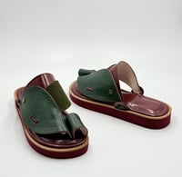 حذاء جلد سحليه طبيعي مطبوع مع مشد شامواه اخضر