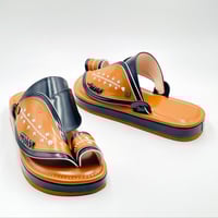 حذاء نعام مطبوع