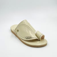 حذاء لون سكري ساده