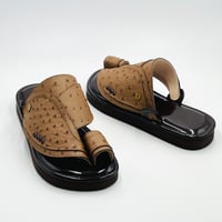 حذاء جلد نعام مطبوع