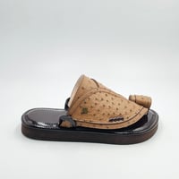 حذاء جلد نعام مطبوع