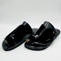 حذاء جلد مخمل اسود