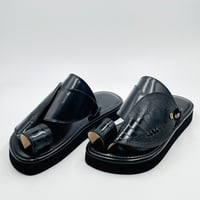 حذاء جلد ماعز مطبوع ساق نعام