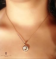 سلاسل الأحرف العربية الأنيقة باللون الذهبي (N527).