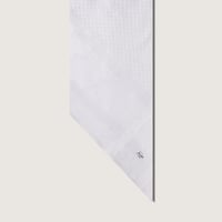 شماغ الابيض بلس