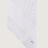 شماغ الابيض بلس