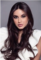 عدسات ديفا ملونة