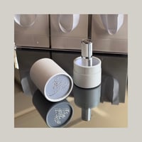 زجاجات تعبئة العطر الجلدية