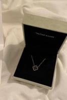 سلسال فان كليف الاسود