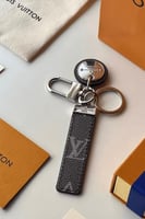 ميدالية لويس فتون اسود