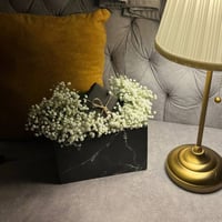 تغليف هدية بالورد قابل لشحن