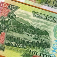 بيرو فئة 1000 سول أنسر