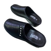 حذاء نسائي مغلق من الامام بكعب