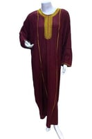 ثوب دوسري مطرز بخيط كم طويل