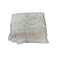 قطعة قماش تل مطرز