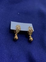 حلق بناتي صغير