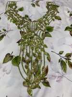 مخور اماراتي حرير بفصوص كرستال مشجر