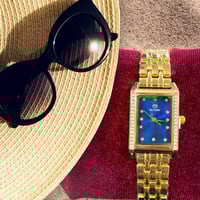 ساعة يد نسائية ضد الماء