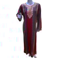 جلابية ريون مطرزة كم طويل