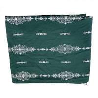 قماش سي واي طبعه فضي مترين ونص