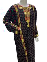 جلابية كشميري مقاسات كبيرة تطريز امام وخلف