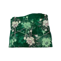 قطعة قماش تل مطرز