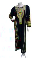 ثوب عسيري تطريز امام وخلف خيط