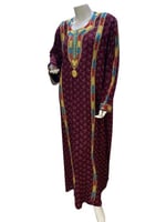 جلابية كشميري مقاسات كبيرة تطريز امام وخلف